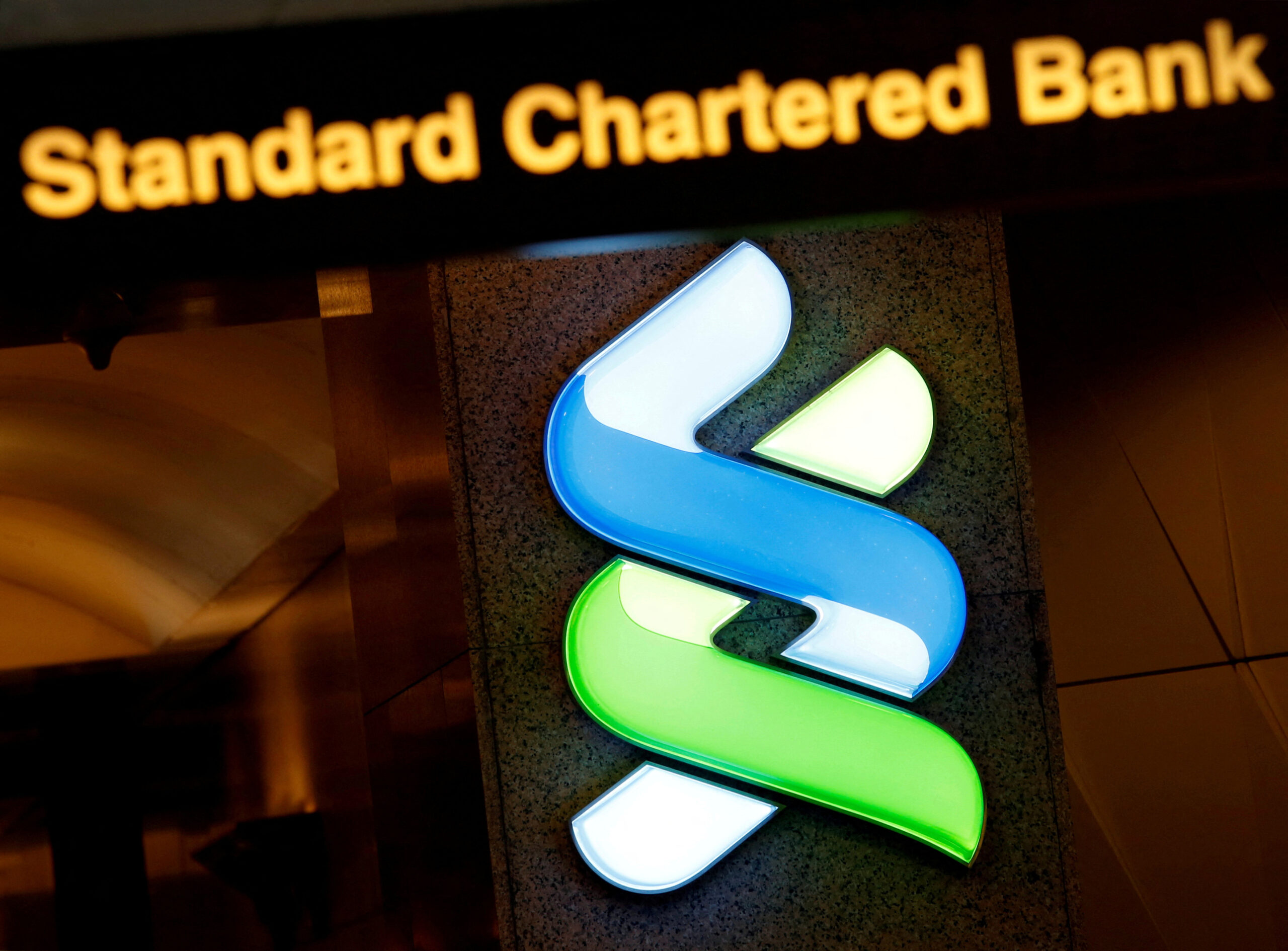 Can I Deposit Fab Cheque in Standard Chartered Bank Uae